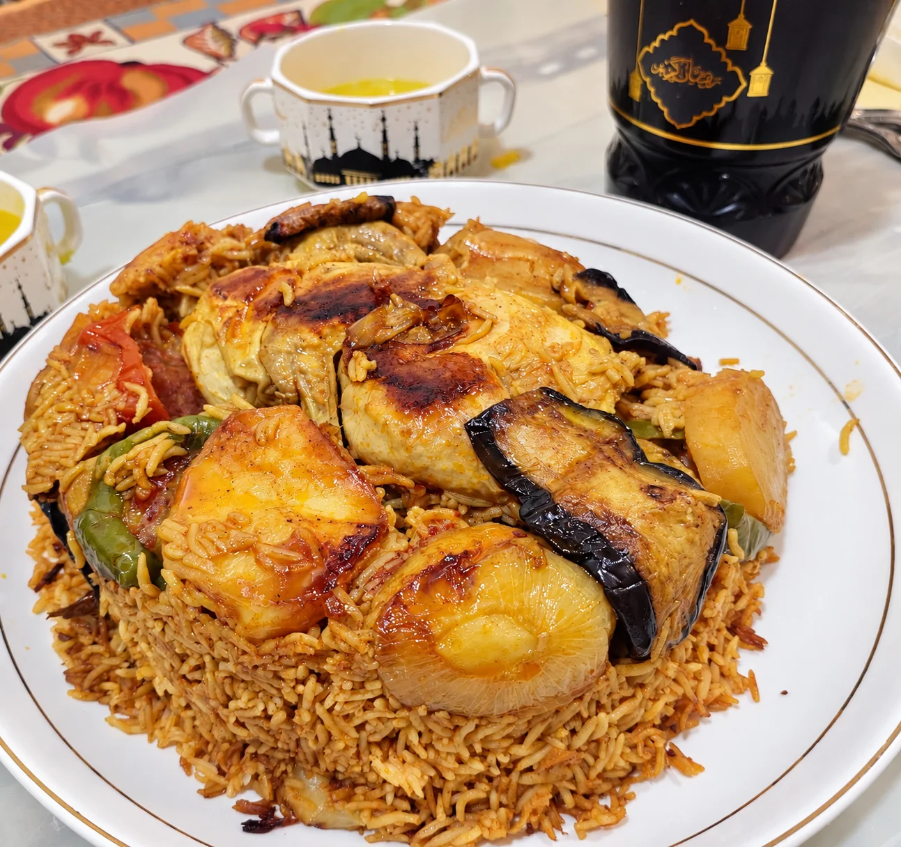 مقلوبة دجاج